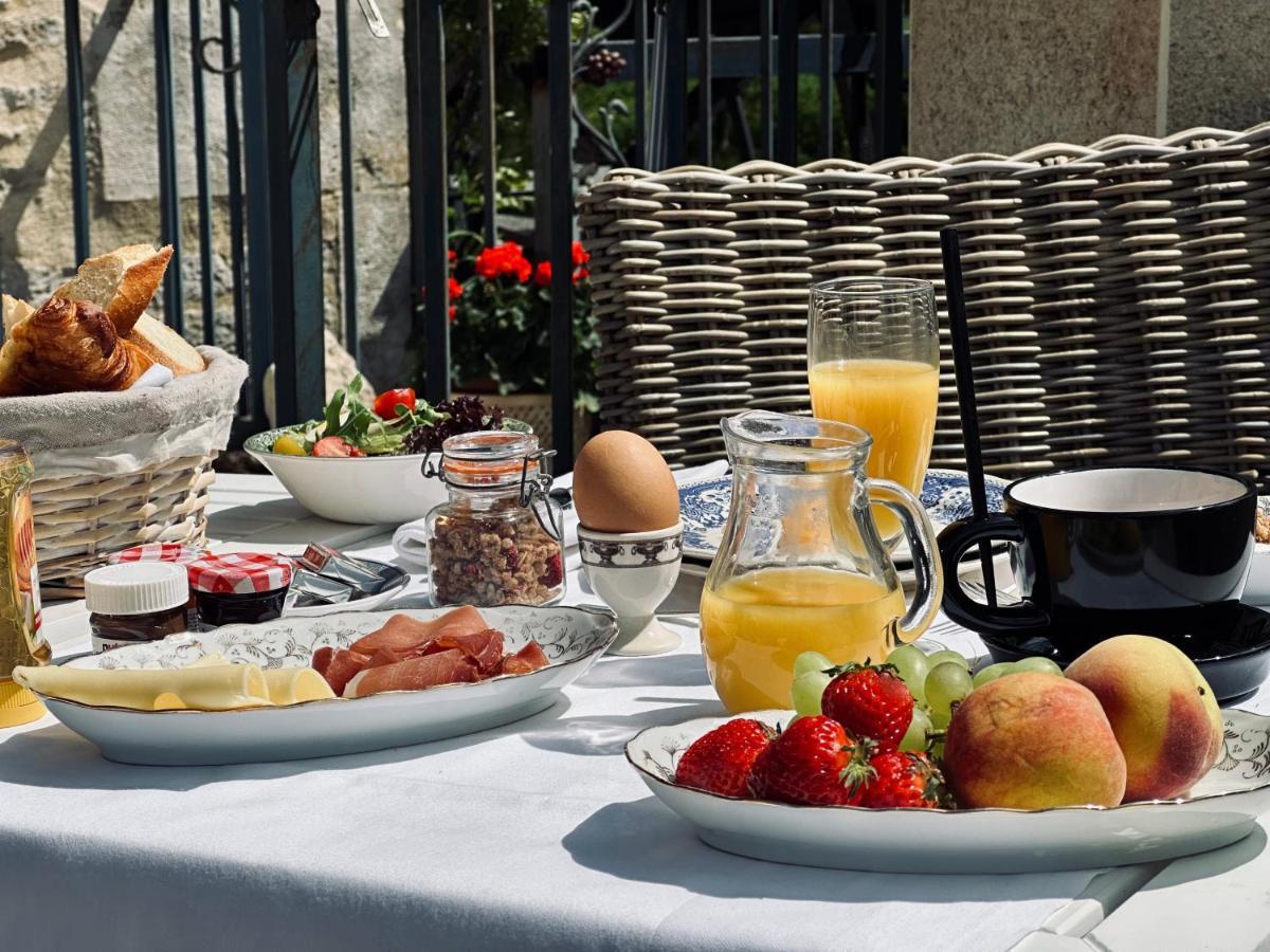 Moulin Le Fleurie Hotel Charenton-du-Cher Ngoại thất bức ảnh