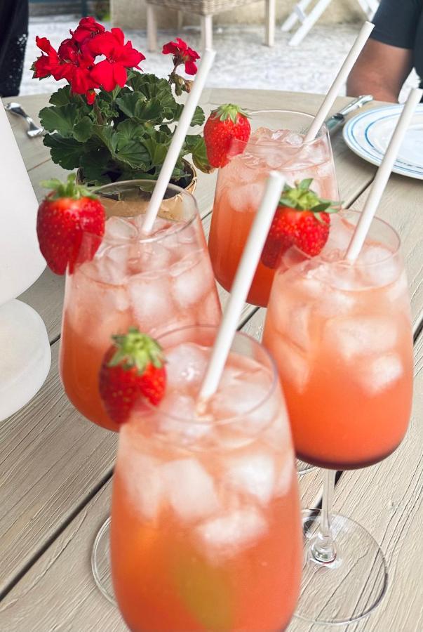 Moulin Le Fleurie Hotel Charenton-du-Cher Ngoại thất bức ảnh