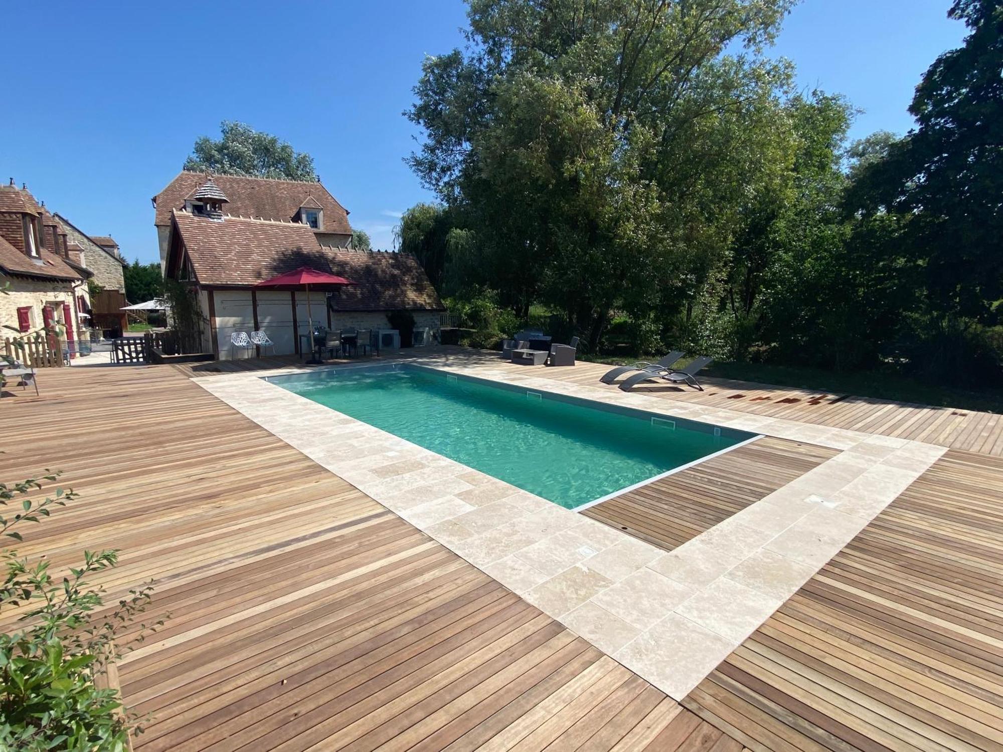 Moulin Le Fleurie Hotel Charenton-du-Cher Ngoại thất bức ảnh