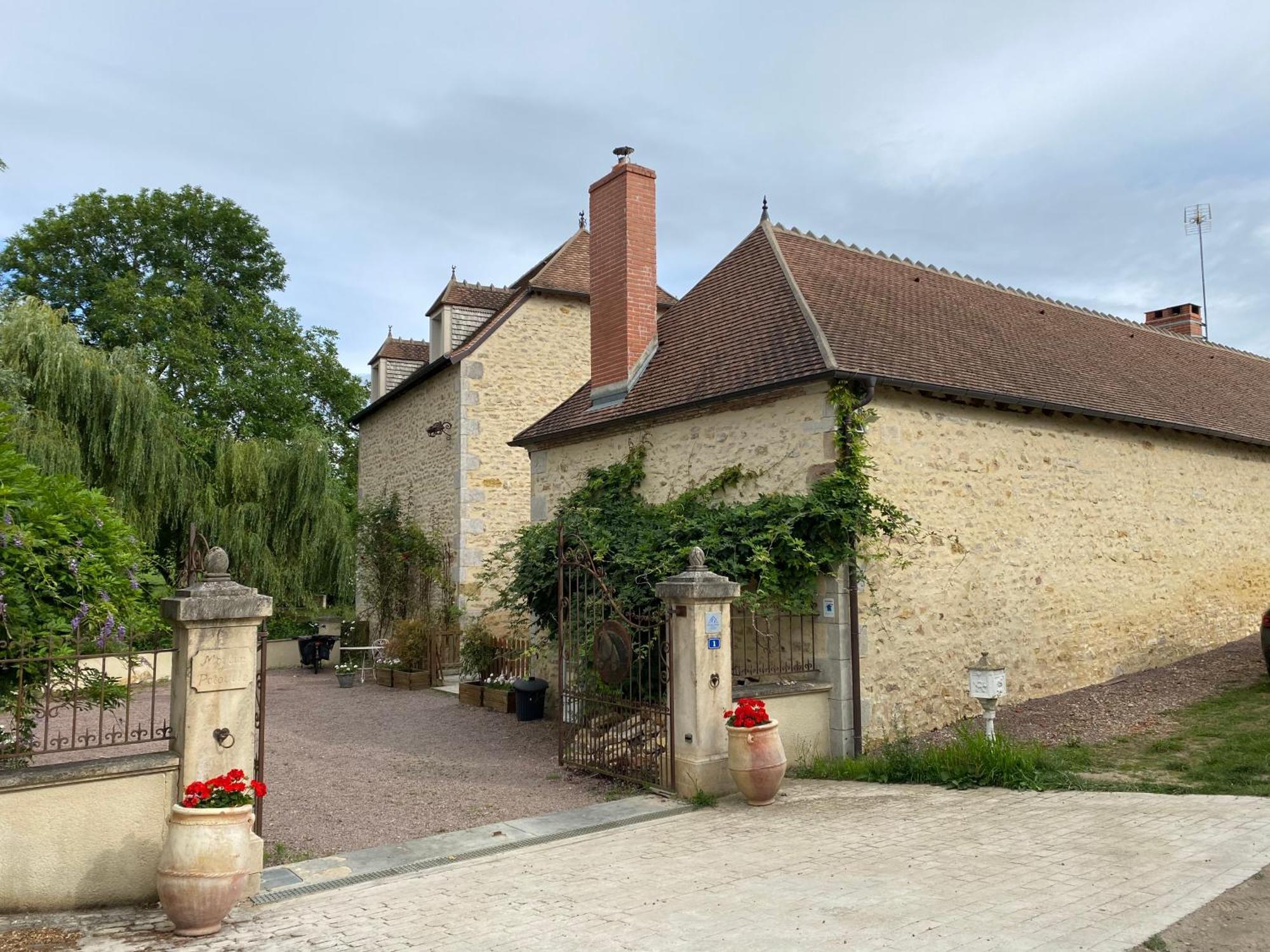 Moulin Le Fleurie Hotel Charenton-du-Cher Ngoại thất bức ảnh